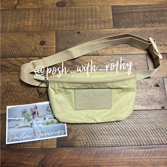 Aloha Collection Mini Hip Pack - Picture 2 of 8